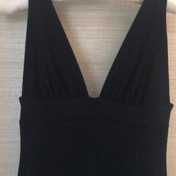 Black dress - Picture 2 of 5